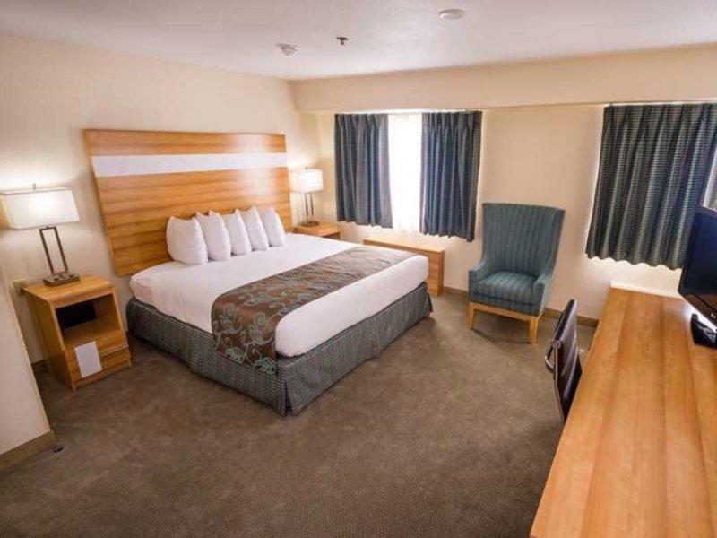 Hampton By Hilton Grand Cayman Seven Mile Beach George Town Dış mekan fotoğraf